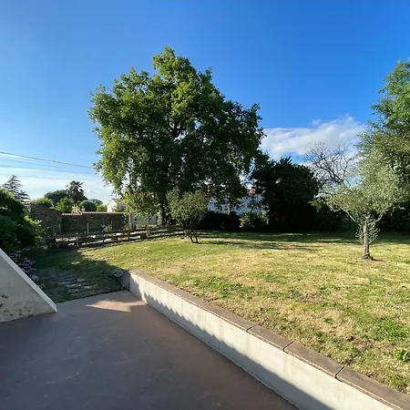 La Petite Renaudiere - Proche Parc Du Puy Du F Сasa de vacaciones