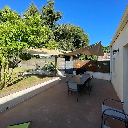 La Petite Renaudiere - Proche Parc Du Puy Du F Vakantiehuis La Gaubretiere