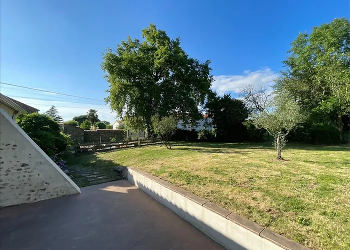 La Petite Renaudiere - Proche Parc Du Puy Du F Vakantiehuis